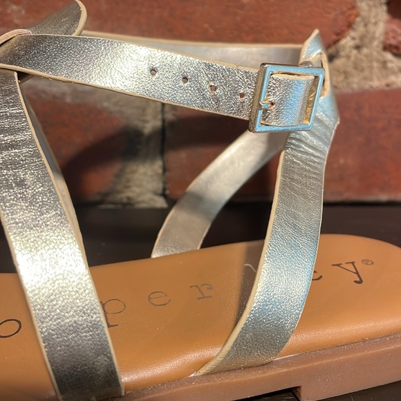 Copper Key Light Gold Sandals - Picture 2 of 5